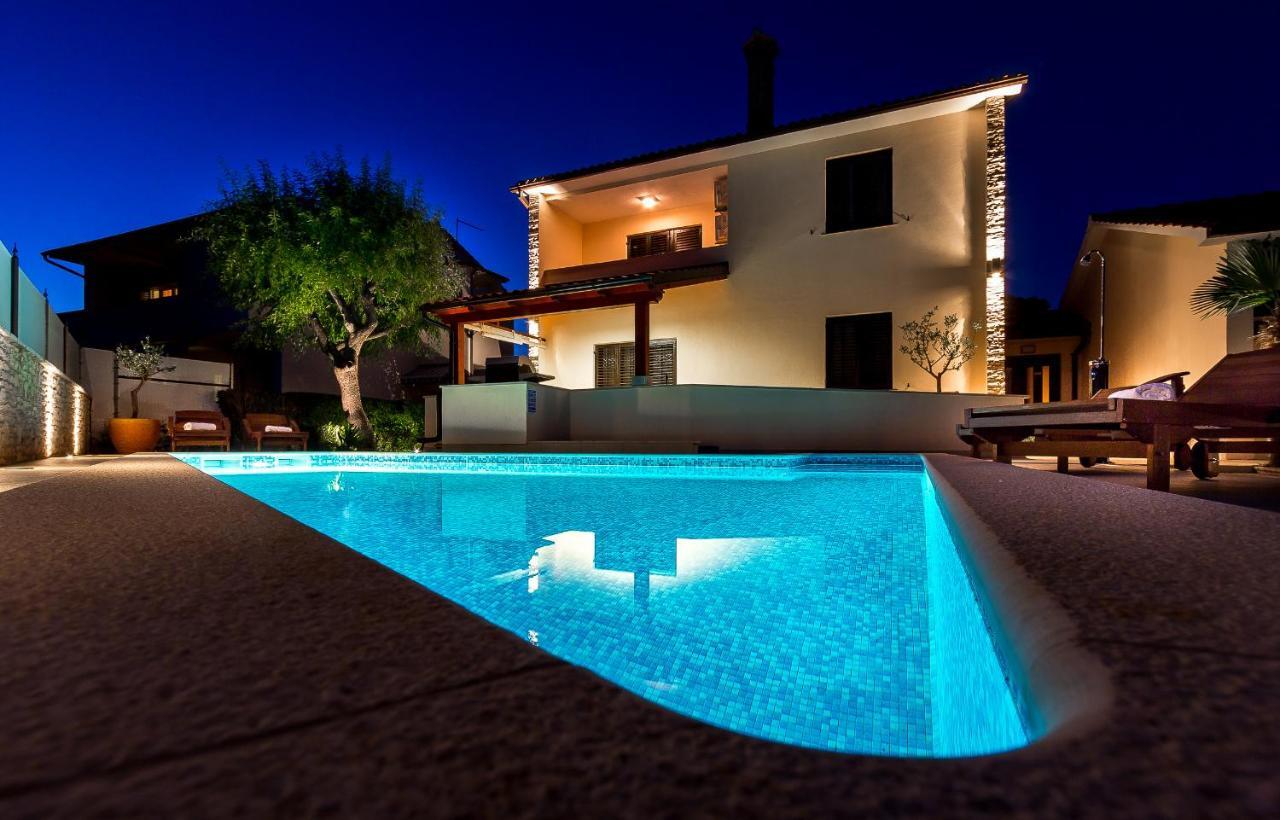 Holiday Home Villa Pula Quarto foto