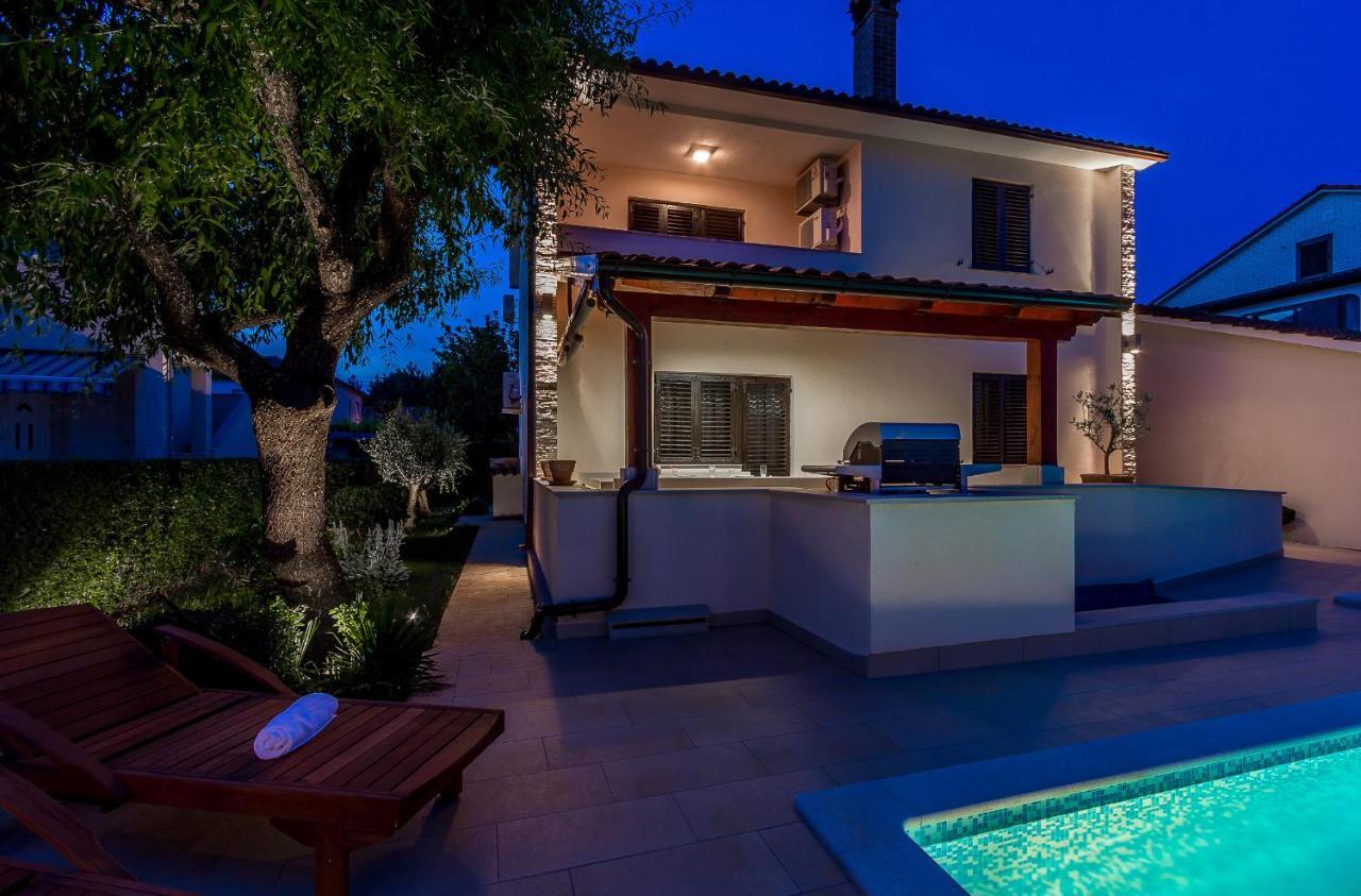 Holiday Home Villa Pula Quarto foto